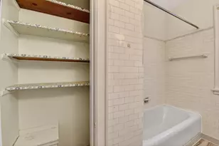 8018 S Sangamon St, Chicago, IL 60620 - Photo 12