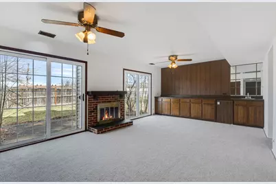 4 Lexington Court, Streamwood, IL 60107 - Photo 12