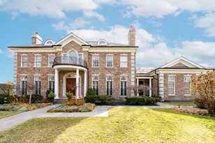 338 Kenilworth Ave, Kenilworth, IL 60043 - Photo 1