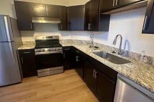 1942 Heron Ave, Schaumburg, IL 60193 - Photo 6