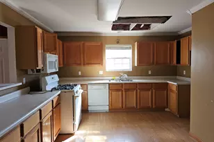 1443 Truman Dr, Bradley, IL 60915 - Photo 4