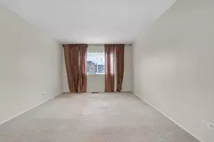 6961 N Oakley Ave, Chicago, IL 60645 - Photo 14