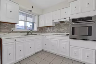 6961 N Oakley Ave, Chicago, IL 60645 - Photo 10