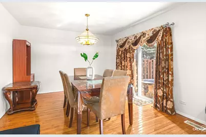 301 Inner Circle Drive, Bolingbrook, IL 60490 - Photo 4