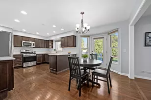 38 Breckenridge Dr, Aurora, IL 60504 - Photo 14