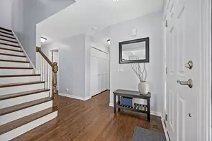 38 Breckenridge Dr, Aurora, IL 60504 - Photo 2