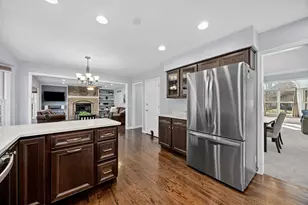 38 Breckenridge Dr, Aurora, IL 60504 - Photo 12