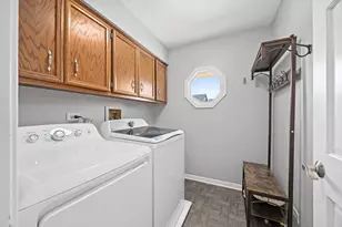 38 Breckenridge Dr, Aurora, IL 60504 - Photo 20