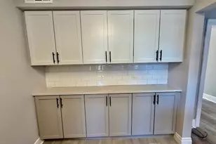 9213 S Laflin St, Chicago, IL 60620 - Photo 8