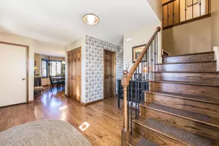 282 Waterford Dr, Lake Zurich, IL 60047 - Photo 4