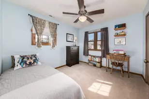 282 Waterford Dr, Lake Zurich, IL 60047 - Photo 24