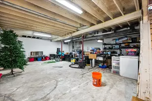 24100 N Co Rd 3100 E, Manito, IL 61546 - Photo 22