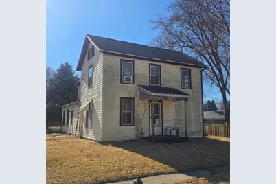 201 W 2nd Street, Leaf River, IL 61047 - Photo 1