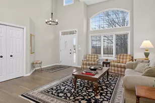 4937 Commonwealth Ave, Western Springs, IL 60558 - Photo 2