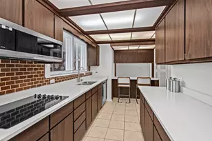 9337 Lincolnwood Dr, Evanston, IL 60203 - Photo 14