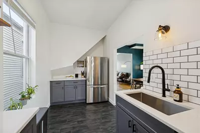 3024 N Sawyer Avenue #2, Chicago, IL 60618 - Photo 8