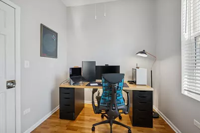 3024 N Sawyer Avenue #2, Chicago, IL 60618 - Photo 4