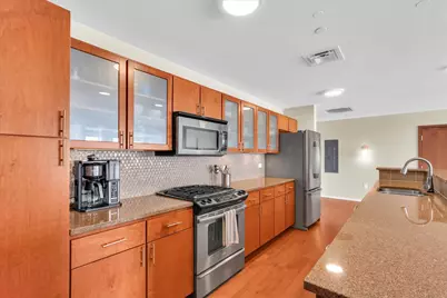 301 N Neil Street #608, Champaign, IL 61820 - Photo 12