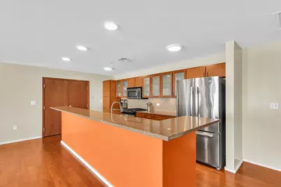 301 N Neil Street #608, Champaign, IL 61820 - Photo 16