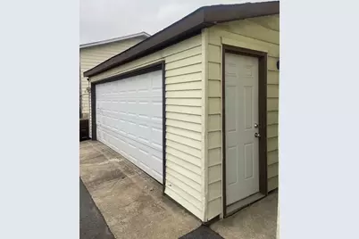 17720 Central Park Avenue, Country Club Hills, IL 60478 - Photo 2