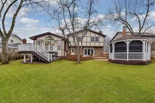 [Address not provided], Wheaton, IL 60187 - Photo 30