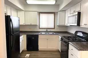 1740 Cumberland Rd, Aurora, IL 60504 - Photo 6