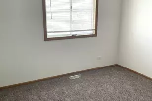 1740 Cumberland Rd, Aurora, IL 60504 - Photo 32