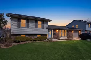 4424 175th Pl, Country Club Hills, IL 60478 - Photo 2