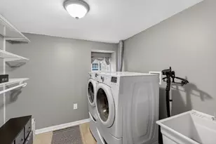 4615 W Grace St, Chicago, IL 60641 - Photo 30