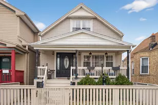 4615 W Grace St, Chicago, IL 60641 - Photo 2