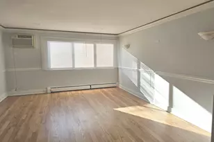 [Address not provided], Des Plaines, IL 60016 - Photo 8