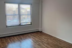 2620 W Berwyn Ave, Chicago, IL 60625 - Photo 4