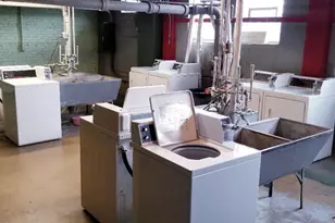 2620 W Berwyn Ave, Chicago, IL 60625 - Photo 6