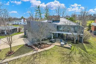 4010 Clubhouse Dr, Champaign, IL 61822 - Photo 68