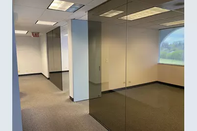 7101 N Cicero Avenue, Lincolnwood, IL 60712 - Photo 2