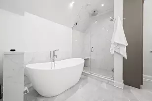 33 Washington Cir, Lake Forest, IL 60045 - Photo 18