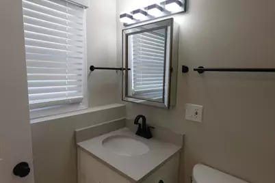 1800 Hollywood Avenue, Hanover Park, IL 60133 - Photo 30