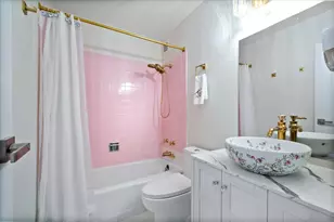 6933 N Kedzie Ave, Chicago, IL 60645 - Photo 8