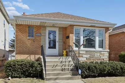 4565 N McVicker Avenue, Chicago, IL 60630 - Photo 2