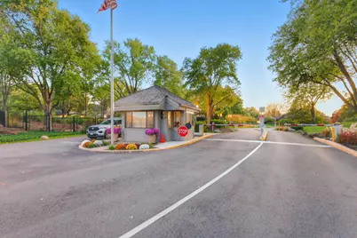 294 W Mallard Point #A, Lake Barrington, IL 60010 - Photo 34