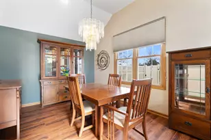 9920 Sussex Ct, Mokena, IL 60448 - Photo 4