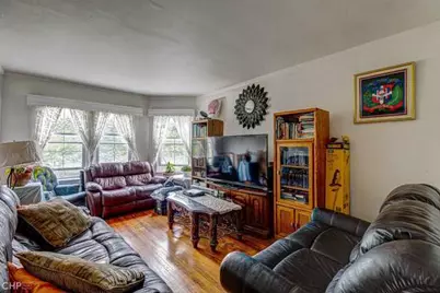 2832 N Mozart Street, Chicago, IL 60618 - Photo 6
