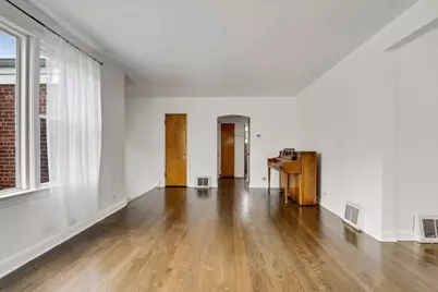 [Address not provided], Westchester, IL 60154 - Photo 4