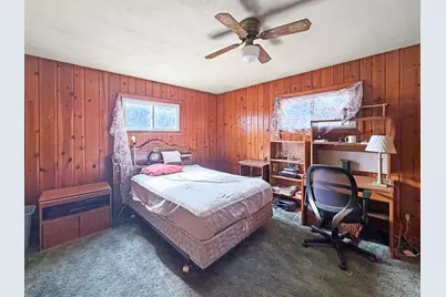 1245 W Violet Street, Freeport, IL 61032 - Photo 16