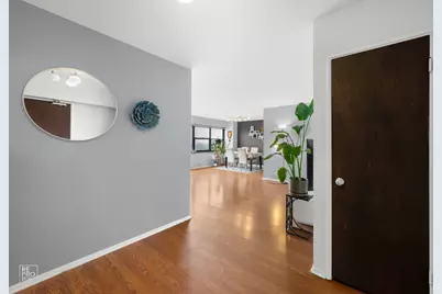 4200 N Marine Drive #904, Chicago, IL 60613 - Photo 2