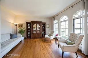 6100 Timber Ridge Ct, Indian Head Park, IL 60525 - Photo 2