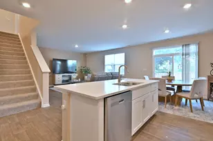 1381 Vineyard Ln, Pingree Grove, IL 60140 - Photo 8