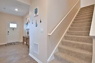 1381 Vineyard Ln, Pingree Grove, IL 60140 - Photo 18