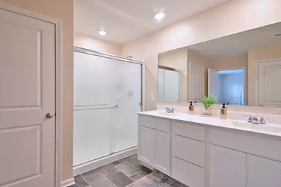 1381 Vineyard Lane, Pingree Grove, IL 60140 - Photo 22