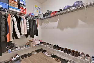 1381 Vineyard Ln, Pingree Grove, IL 60140 - Photo 18